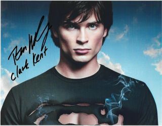 Tom Welling " Superman Smallville " Autographed 8.  5 X 11 Signed Photo Holo