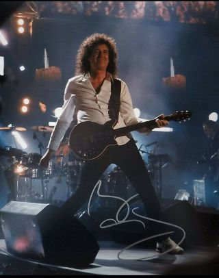 Queen Guitarist Brian May 8 X 10 Autographed W /