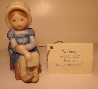 Vintage 1978 Holly Hobbie Ceramic Figurine - Young Girl Sitting On Stool & Book