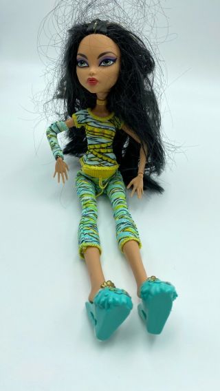 Monster High Doll Cleo De Nile " Dead Tired " W/outfit
