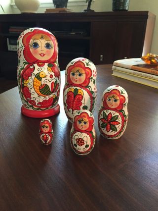 Russian Babuschka Nesting Dolls Set Of Five