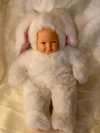 1996 Unimax Anne Geddes 15 " Baby Doll In White Bunny Outfit