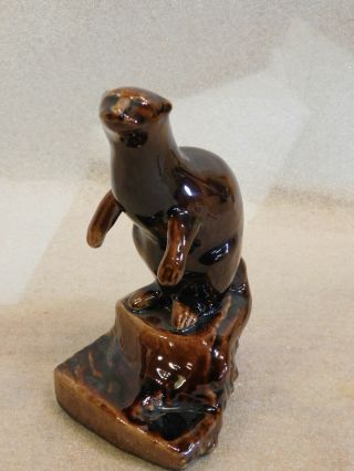Vintage Blue Mountain Potter Brown Sea Otter RARE 2