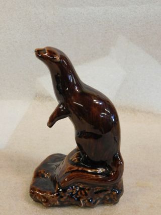 Vintage Blue Mountain Potter Brown Sea Otter RARE 3
