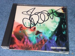 Alanis Morissette Signed Autographed Jagged Little Pill Cd Booklet