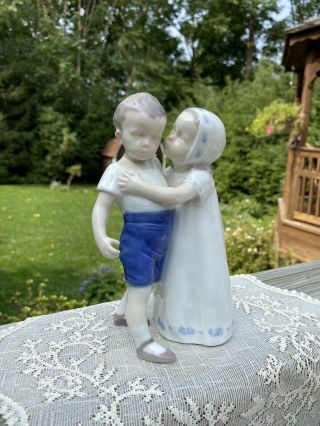 Vintage B&g Bing & Grondahl Porcelain Figurine,  Love Scorned 1614 Denmark