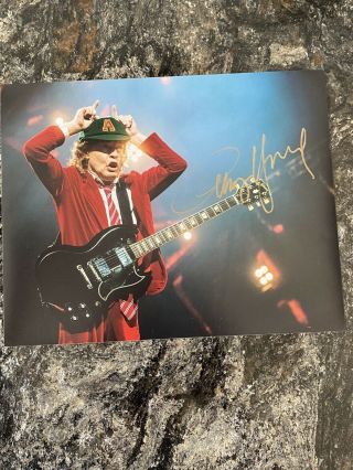 Angus Young (ac/dc) Hand Signed 8x10 Photo Tamperproof Matching Seal