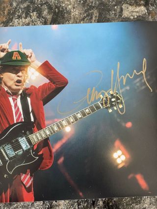 Angus Young (AC/DC) hand signed 8x10 Photo Tamperproof matching seal 2