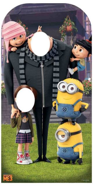 Despicable Me Gru With Minions Stand - In Cardboard Cutout Great For Party Photos