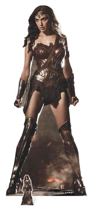 Wonder Woman (gal Gadot) Lifesize And Mini Cardboard Cutout / Standup / Standee