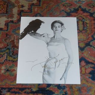 Tippi Hedren - The Birds - Signed 8 X 10 In Gold - Look