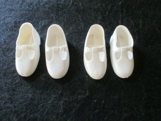 Ideal Crissy Family Velvet,  Dina,  Mia,  Cricket And Friends White Shoes 2 Pair