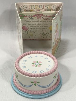 American Girl Bitty Baby Retired ‘95 Happy Birthday Wind Up Birthday Cake& Book