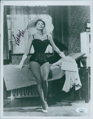Sophia Loren Actress Signed 8x10 Glossy Photo Jsa Authenticated