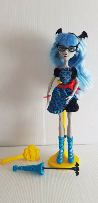 Ghoulia Yelps Monster High Doll 2008 Freaky Fusion With Stand Outfit Boots
