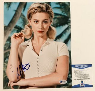 Sexy Actress Lili Reinhart Autographed 8.  5x11 Photo Signed Riverdale Beckett