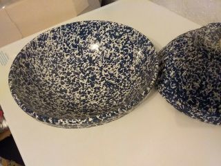 (2) 9 inch Royal Haeger Blue Round Embossed Fruit Salad Pasta Bowl Handcrafted 2