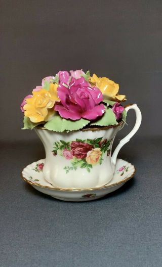 Royal Albert Old Country Roses Musical Teacup Saucer Sculpted Floral Top