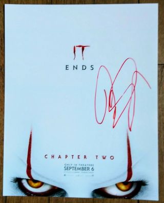 Bill Skarsgard Autographed It Pennywise The Dancing Clown 8x10 Photo