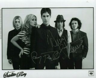 Perry Farrell & Nuno Bettencourt Real Hand Signed Satellite Party Photo