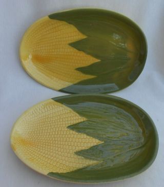 2 Vintage Shawnee Pottery Corn King Dinner Plates Queen 9 3/4 X 6 3/4 68