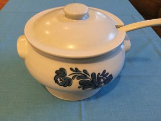 Pfaltzgraff Yorktowne Blue - Soup Tureen With Lid And Ladle - Vintage