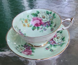 Double Paragon Teacup/saucer Fine Bone China Green Floral 1952 - 1960