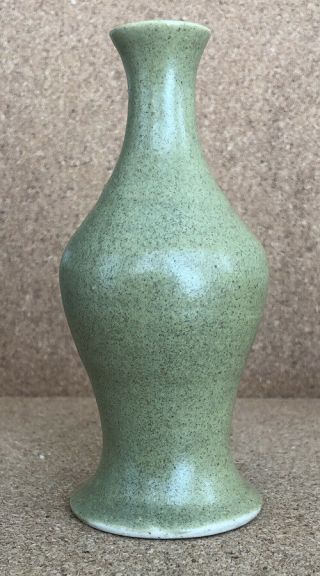 Pigeon Forge Tennessee Pottery Bud Vase Green Artist Signed B Summers 5”