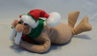 1989 Annalee Dolls 12 " Christmas Walrus With Present