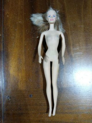 2002 Dance N Flex Barbie Doll Bendable Poseable Soft Pose Body