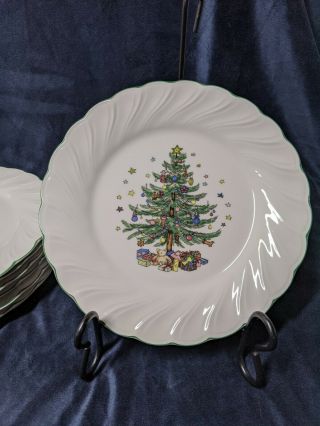 Set Of 8 Nikko Christmas Tree Happy Holidays 10 1/2 " Dinner Plates Deadstock