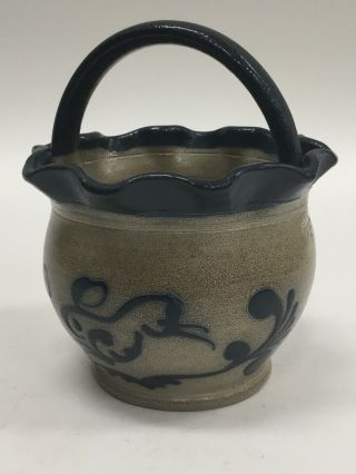 Vtg 1992 Wisconsin Pottery Salt Glazed Stoneware Flower Basket W/ Running Rabbit