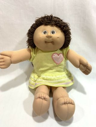 Vtg Coleco 1986 Cabbage Patch Kids Girl Doll Brown Hair W/yellow Dress 8 Hm