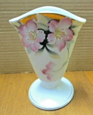 Noritake Azalea Fan Vase Fs
