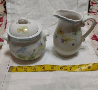 Pfaltzgraff vienna floral sugar bowl with lid and creamer pitcher china set 2