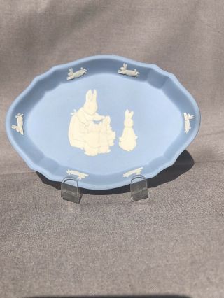 Wedgwood Jasperware Peter Rabbit Blue With White Small Dish 4.  5 " X 3 "