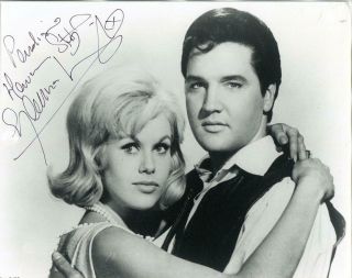 Suzanna Leigh Autograph Actress Son Of Dracula Elvis Presley Costar Signed Photo