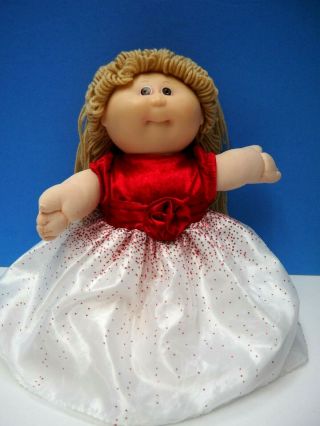 13 " Cabbage Patch Kid Doll Wearing Red And White Dressy Dress Yarn Hair