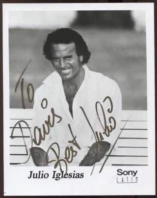 Julio Iglesias Signed 8x10 Photo Vintage Autographed From 1992 Auto