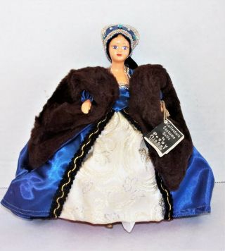 Peggy Nisbet 8 " Catherine Parr H/223 Costume Doll - England