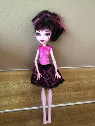Monster High Coffin Bean Draculaura Doll From 2012 Costco Playset