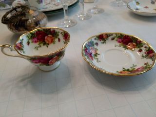 Vintage Royal Albert Bone China Cup and Saucer Old Country Roses 2