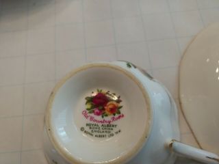 Vintage Royal Albert Bone China Cup and Saucer Old Country Roses 3