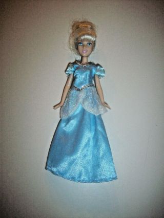 Disney World Parks Princess Mini 6 " Doll With Dress & Shoes Cinderella