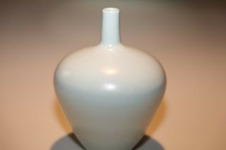 Ata Jonathan Adler Pottery Barn Ceramic Vase Pale Gray/green 7.  5 " Peru Ec