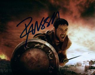 Russell Crowe Signed 8x10 Picture Autographed Photo