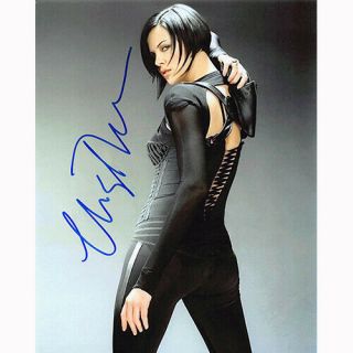 Charlize Theron - Aeon Flux (61627) Authentic Autographed 8x10,