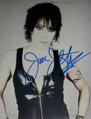 Joan Jett Hand Signed 8x10 Photo W/ Holo
