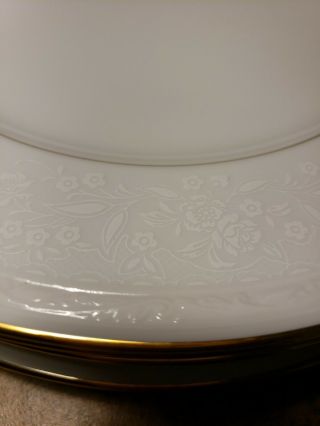 4 Noritake White Scapes Whitecliff Dinner Plates Embossed White on White Gold tr 3
