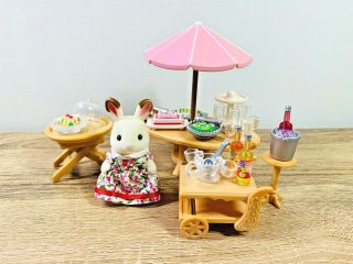 Sylvanian Families Seaside Birthday Party Freya Chocolate Rabbit Furniture Set